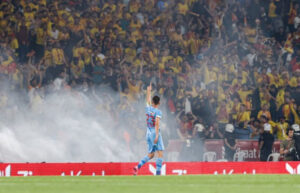 İLHAN PARLAK, FUTBOLU BIRAKTIĞINI AÇIKLADI