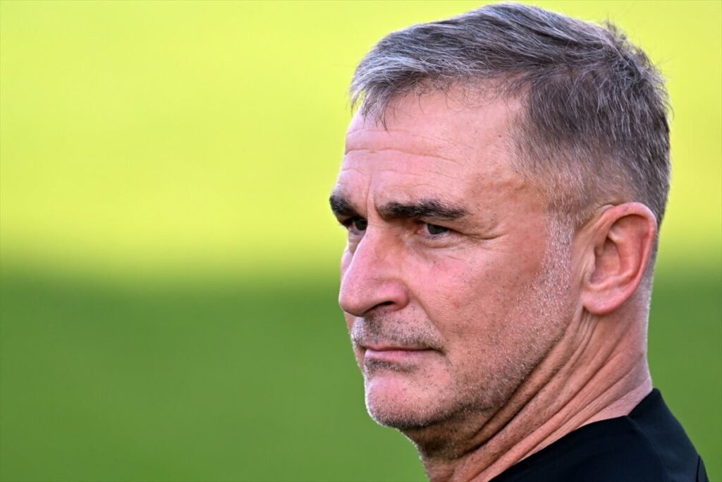 A MİLLİ TAKIM TEKNİK DIREKTÖRÜ STEFAN KUNTZ İLE  YOLLAR AYRILDI