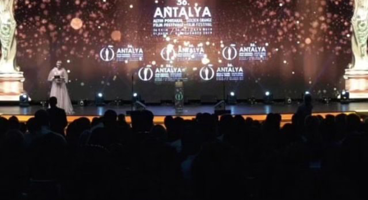 “FETÖ” ALTIN PORTAKALI KARIŞTIRDI