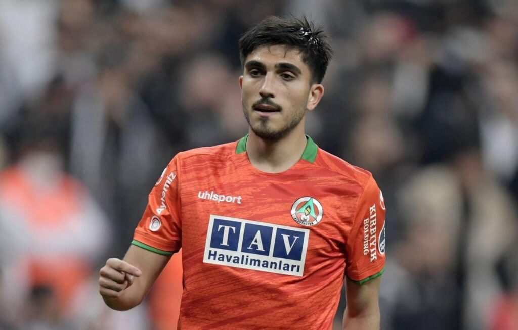 TRABZONSPOR, ALANYASPOR’DAN UMUT’U İSTİYOR