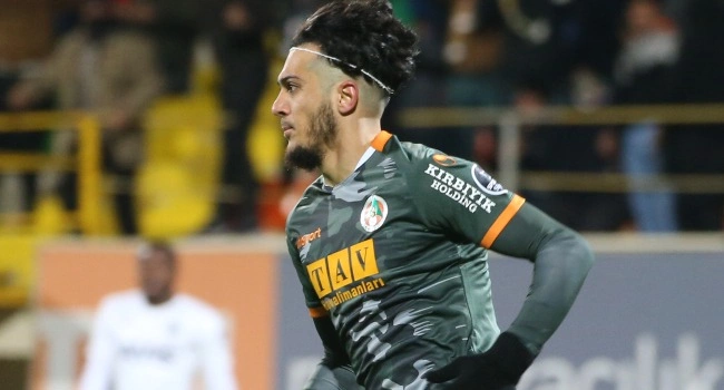 ALANYASPOR TAYFUR BİNGÖL’ÜN BEŞİKTAŞ’A TRANSFER OLDUĞUNU AÇIKLADI