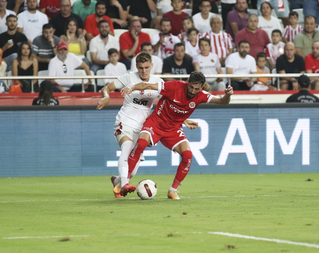 ANTALYASPOR, KENDİ EVİNDE KAYIP