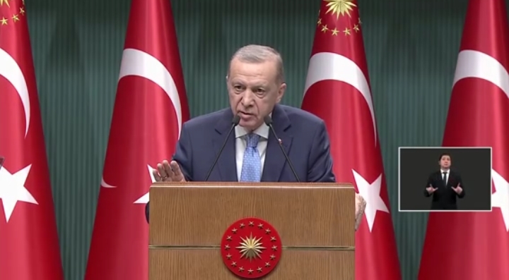 “85 MİLYONUN TAMAMINI TÜRKİYE YÜZYIL’ININ İNŞASINA DESTEK OLMAYA DAVET EDİYORUM”