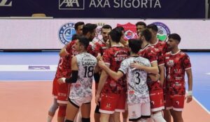 ALANYA BELEDİYESPOR, TURNUVA’DA GERİDEN GELEREK ARKAS SPOR’U DEVİRDİ