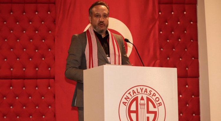 ANTALYASPOR’UN YENİ BAŞKANI SİNAN BOZTEPE OLDU