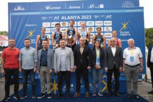 32. ALANYA TRİATLONU GERÇEKLEŞTİRİLDİ