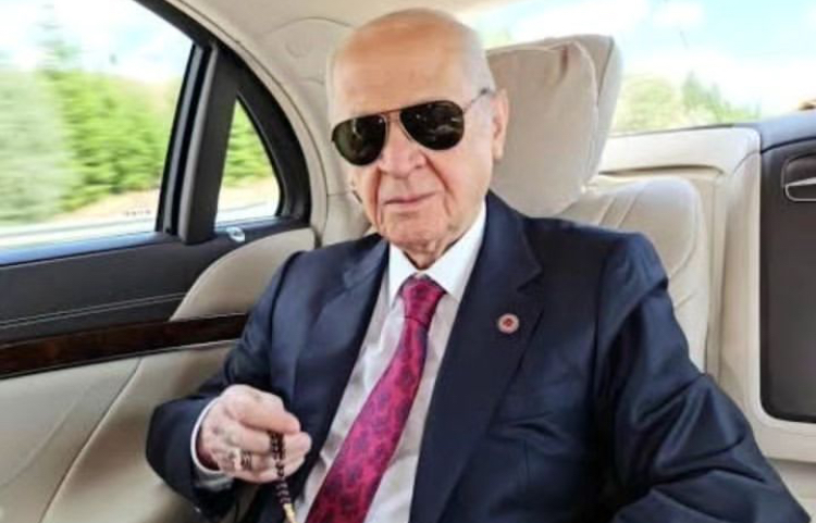 BAHÇELİ ATEŞ KES İÇİN İSRAİL’E 24 SAAT SÜRE TANIDI