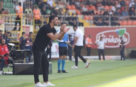 ALANYASPOR’DA ÖMER ERDOĞAN İSTİFA ETTİ