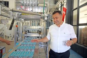 BAŞKAN YÜCEL: “HEM KALİTELİ, HEM YÜZDE 50 DAHA UCUZ ALAİYE SUYUN HER EVE GİRMESİNİ SAĞLAYACAĞIZ”