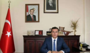 BEĞENMEDİĞİ DÖNERİN PARASINI ÖDEMEYEN KAYMAKAMA SORUŞTURMA BAŞLATILDI