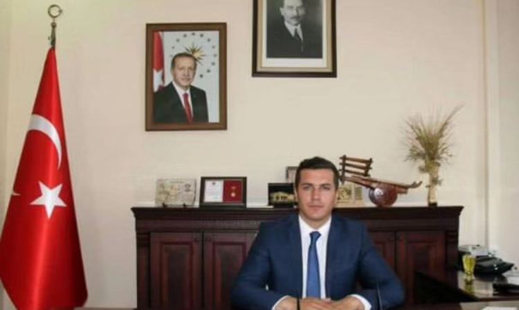 BEĞENMEDİĞİ DÖNERİN PARASINI ÖDEMEYEN KAYMAKAMA SORUŞTURMA BAŞLATILDI