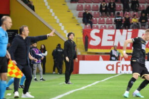 FATİH TEKKE:”BENCE HAK EDİLMİŞ PUAN VE PUANLAR VARDI”