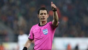 BAŞKAN FARUK KOCA’DAN HAKEM HALİL UMUT MELER’E YUMRUKLU SALDIRI