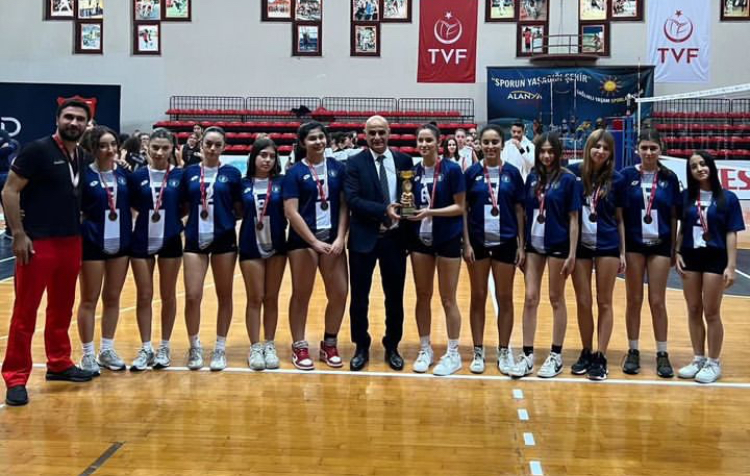 ÖHEP’İN KIZLARI, ALANYA 4.CÜSÜ!