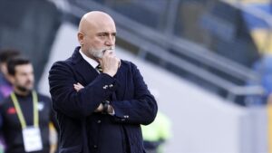 HİKMET KARAMAN:”FARUK KOCA BANA DA YUMRUKLA SALDIRDI”