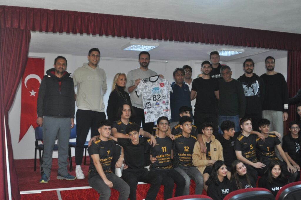 EFELERLE KEYİFLİ SÖYLEŞİ