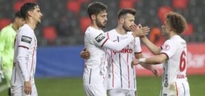 GAZİANTEP UZATMALAR’DA ATTI, 5. TURA YÜKSELDİ