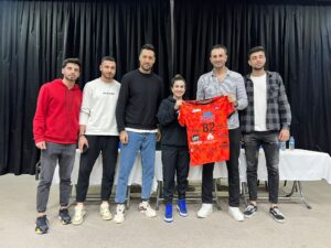 EFELER TED’Lİ ÖĞRENCİLERE VOLEYBOLU ANLATTI