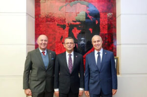 BAŞKAN ADAYI ÖZÇELİK, “ALANYA DEĞİŞİM İSTİYOR”