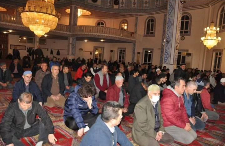 REGAİB KANDİLİ DUALARLA İDRAK EDİLDİ