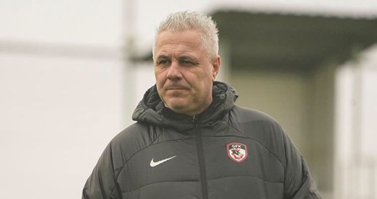 GAZİANTEP FK’NİN TEKNİK DİREKTÖRÜ MARİUS SUMUDİCA HASTANEYE KALDIRILDI