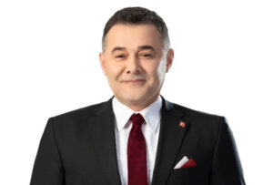 BAŞKAN YÜCEL STARTI BABA OCAĞINDAN VERİYOR