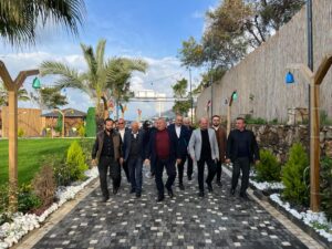 ŞAHİN’DEN MUHTEŞEM DEMİRTAŞ ÇIKARTMASI 