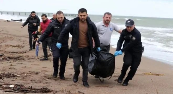 ANTALYA SAHİLLERİNE VURAN CESETLER SURİYELİ GÖÇMENLER OLABİLİR
