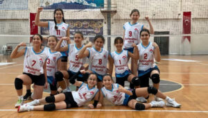 BAHÇEŞEHİR’İN KÜÇÜK SULTANLARI 2’DE 2 YAPTI