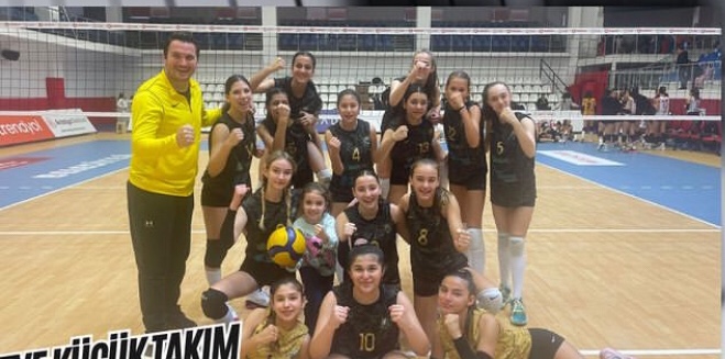 MASK’IN KÜÇÜK KIZLARI, FİNALLER’DE MURATPAŞA’YA ŞANS TANIMADI