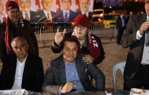 BAŞKAN YÜCEL 4 MAHALLEYİ İFTARDA BULUŞTURDU