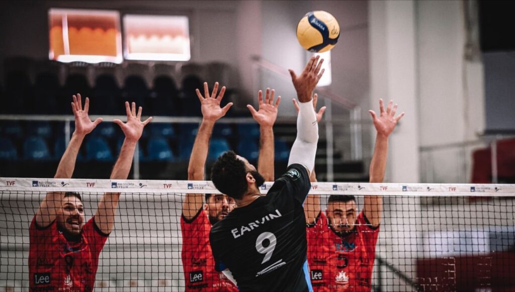 ALANYA’NIN EFELERİ LİDER’DEN SET ALDI, PUAN ALAMADI