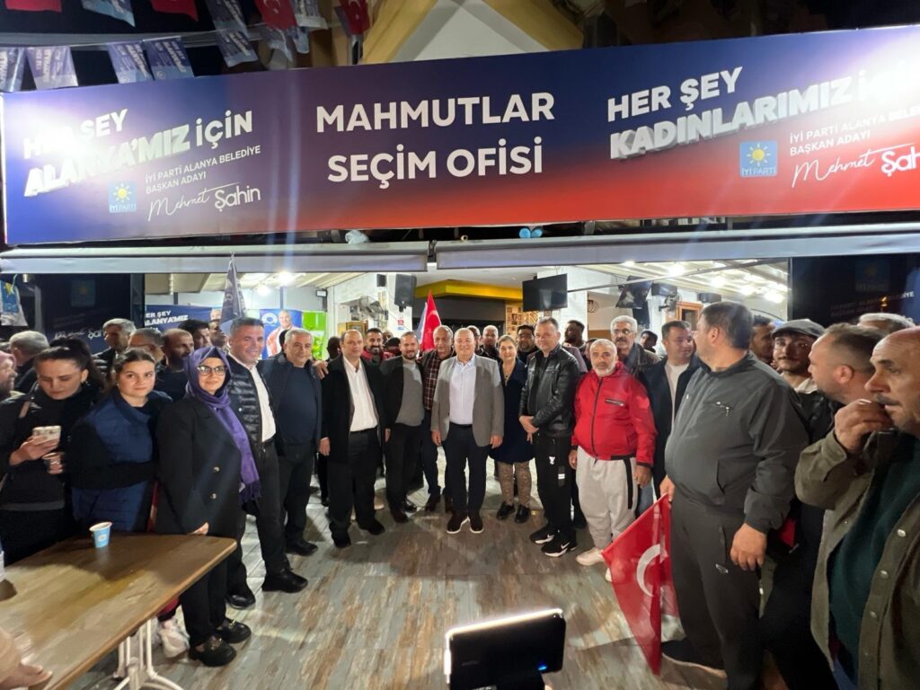 MEHMET ŞAHİN SÖZÜ: 1 NİSAN’DA ALANYA’YA HİZMET ROZETİNİ TAKACAĞIM