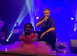 RESUL DİNDAR KONSERİNDE İZDİHAM