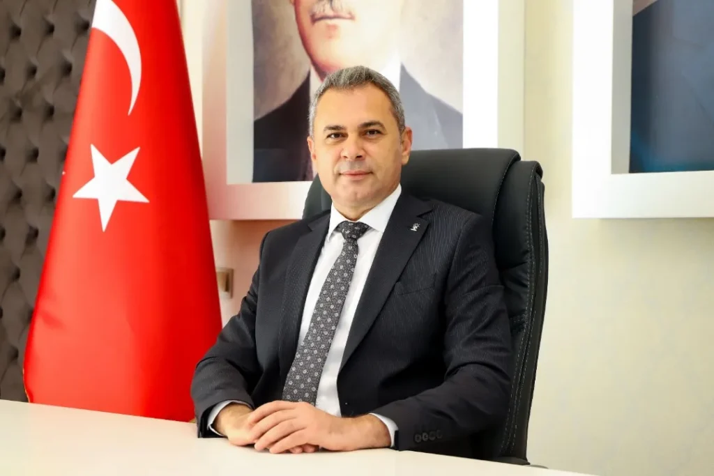 BAŞKAN TAVLI: “MUHİTTİN BÖCEK ALANYA İLE DALGA MI GEÇİYOR”