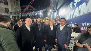 CHP’Lİ GENÇLERDEN ŞAHİN’E DESTEK