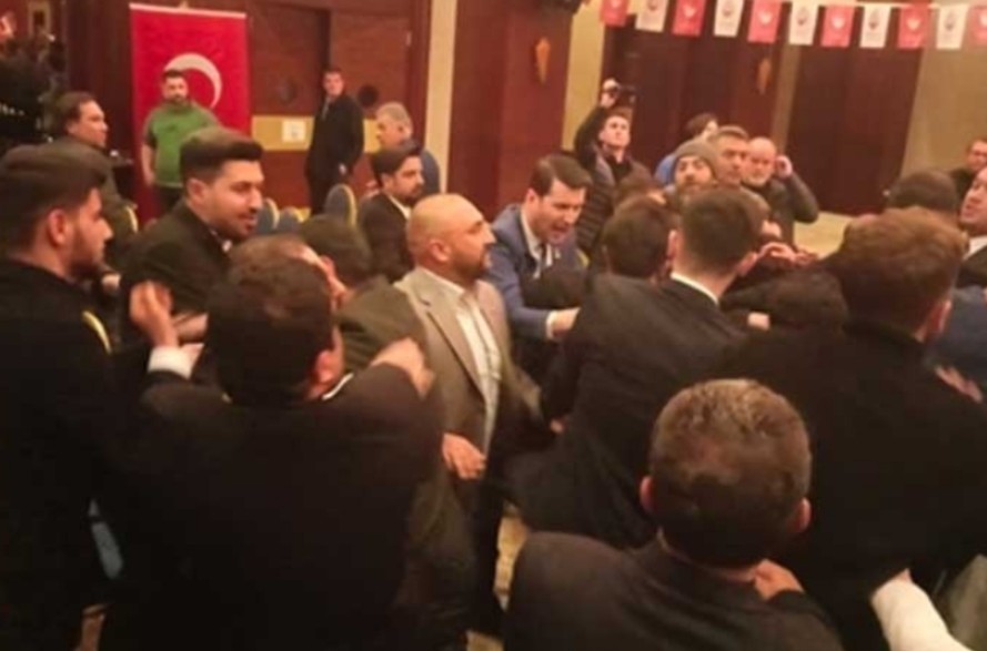 ÜMİT ÖZDAĞ ÇILGINA DÖNDÜ