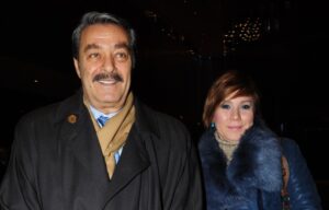 ÜNLÜ SANATÇI SEVENLERİNİ KORKUTTU