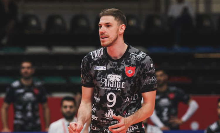 BULGAR PASÖR SEGANOV 1 YIL DAHA ALANYA BELEDİYESPOR’DA