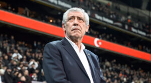 BEŞİKTAŞ, FERNANDO SANTOS İLE YOLLARI RESMEN AYIRDI