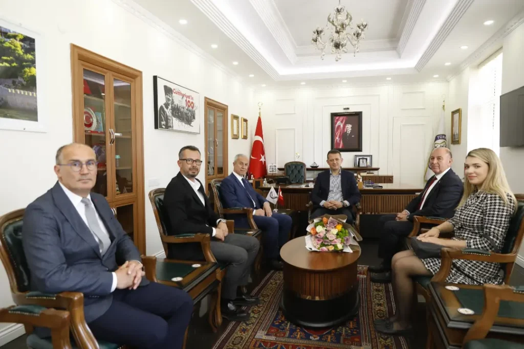 BAŞKAN ÖZÇELİK’TEN İLK ZİYARET