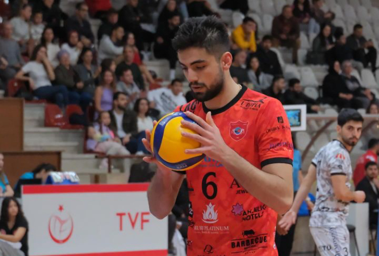 BARDİA SAADAT, 1 YIL DAHA ALANYA BELEDİYESPOR’DA