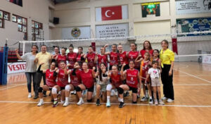 ALANYA BELEDİYESPOR’UN MİDİ KIZLARI, FİNALDE!