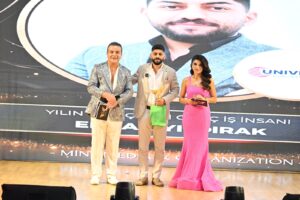 ERHAN YILDIRAK “YILIN ÖNE ÇIKAN GENÇ İŞ İNSANI ” ÖDÜLÜNÜ ALDI