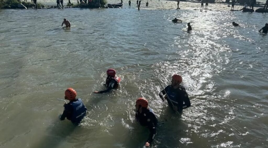 FIRTINA DERESI YAPAY GÖLDE FACİA: 2 ÖLÜ, 2 YARALI