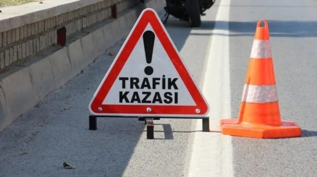 ALANYA’DA BELEDİYE PERSONELİ MOTOSİKLET KAZASINDA HAYATINI KAYBETTİ