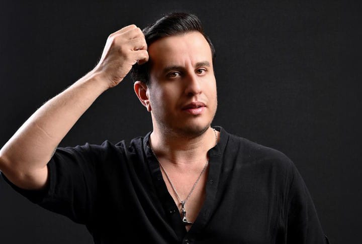 BURAK IRMAK YENİ ŞARKISIYLA HEDEFİ LİSTELERDE TREND OLMAK