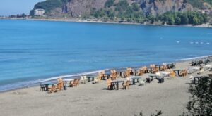 DENİZE GİRİŞ YASAKLANDI BÖLGEYE KOMANDOLARI SEVK EDİLDİ