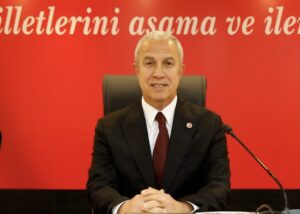 BAŞKAN ÖZÇELİK: “BAĞIMSIZLIK MİRASIYLA HER DAİM GURUR DUYUYORUZ”