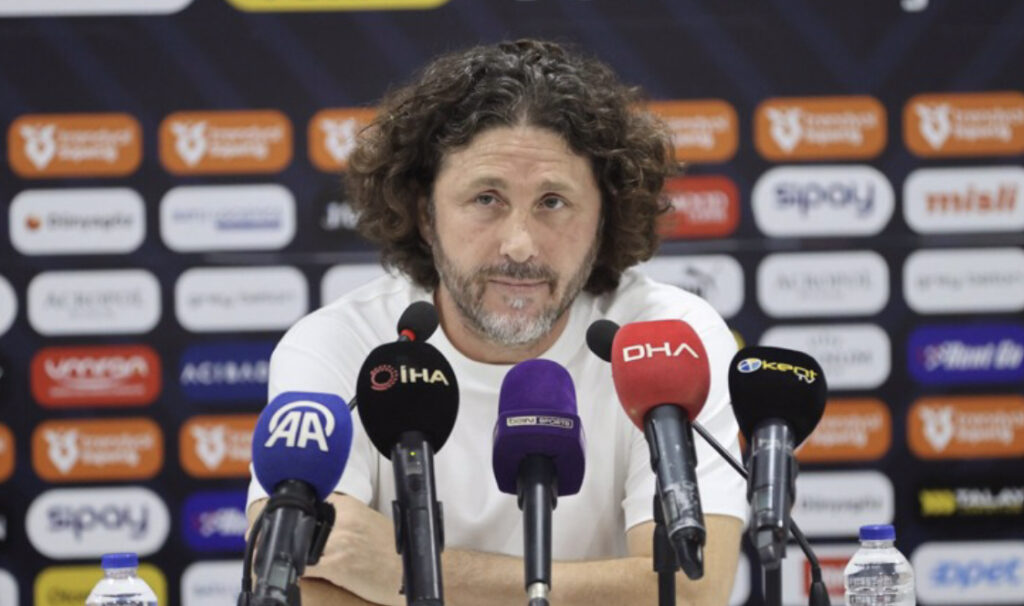 ALANYASPOR TEKNİK DİREKTÖRÜ FATİH TEKKE İSTİFA ETTİ